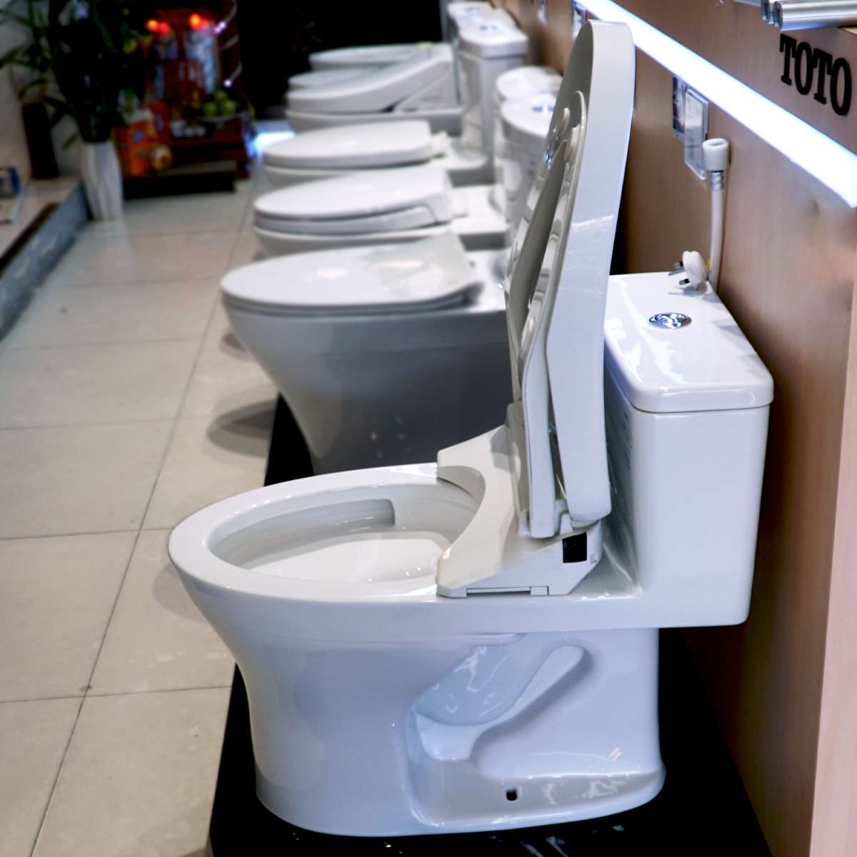 Bồn cầu TOTO MS855DW11 1 khối nắp điện tử Washlet S7 TCF4911Z