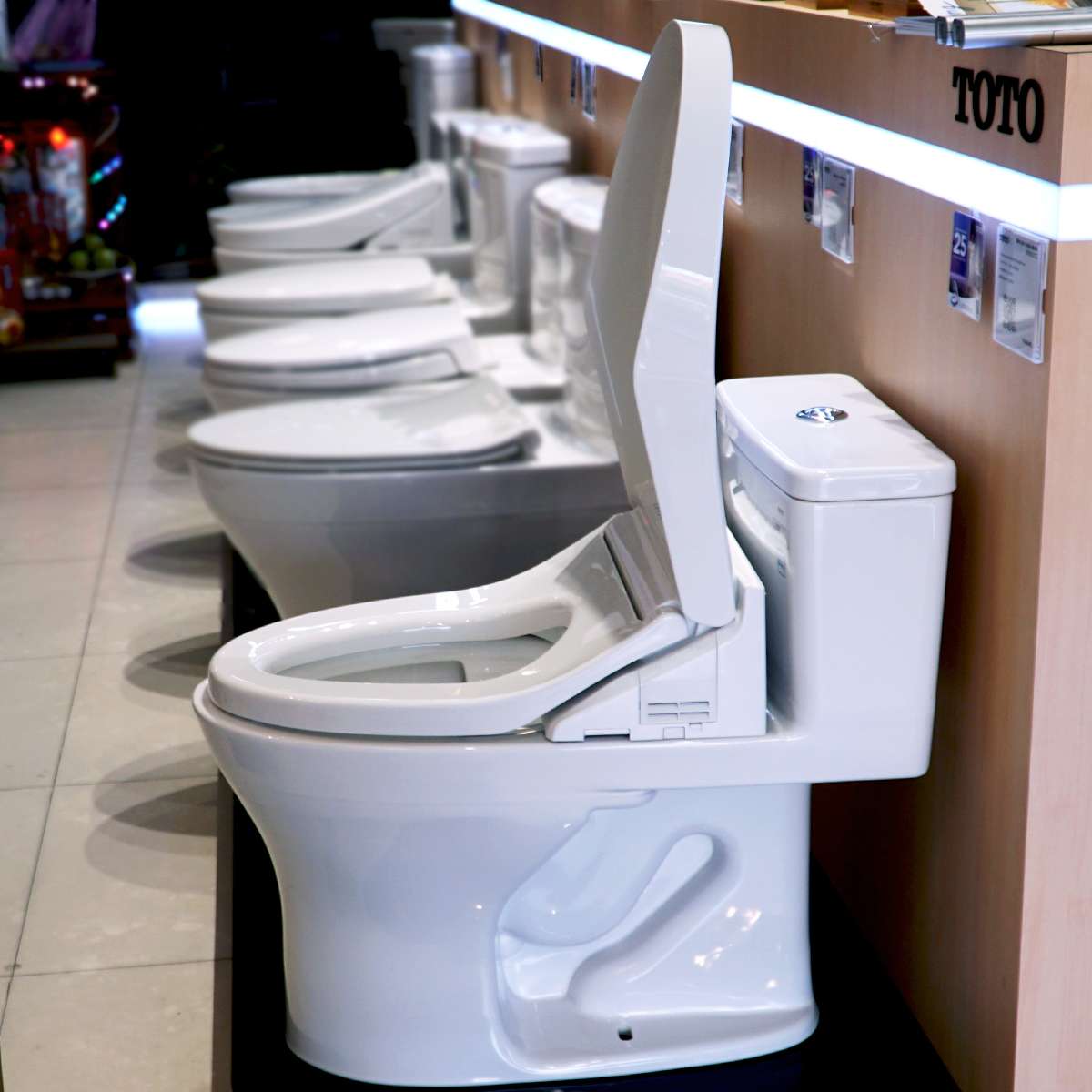 Bồn cầu TOTO MS855DW14 1 khối nắp điện tử Washlet C5 TCF24410AAA