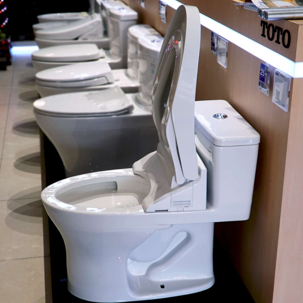 Bồn cầu TOTO MS855DW14 1 khối nắp điện tử Washlet C5 TCF24410AAA