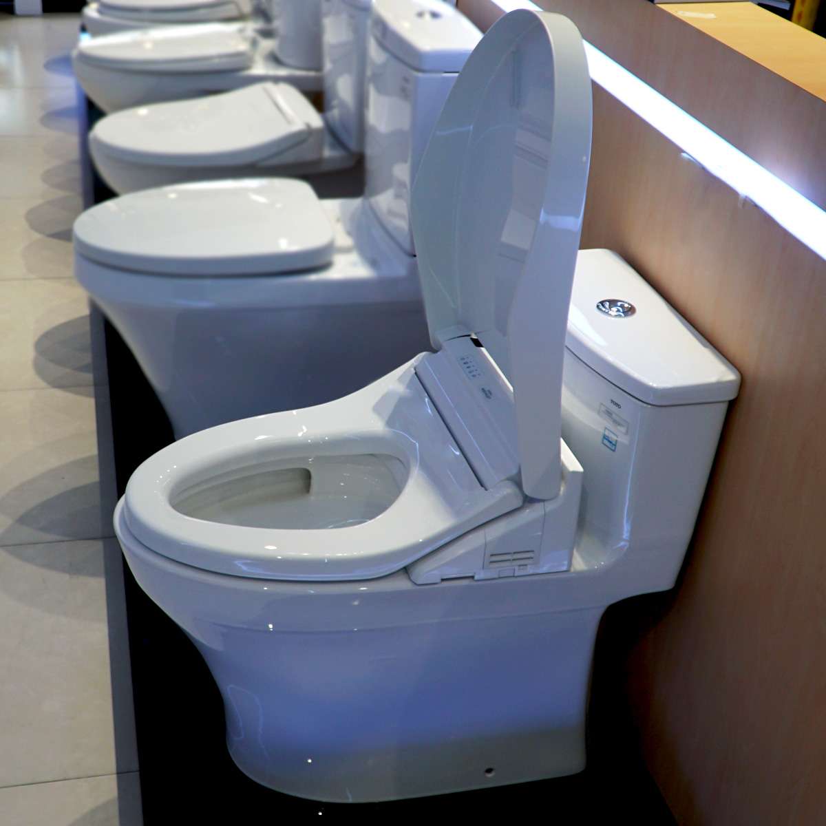 Bồn cầu TOTO MS885DW14 1 khối nắp điện tử Washlet C5 TCF24410AAA