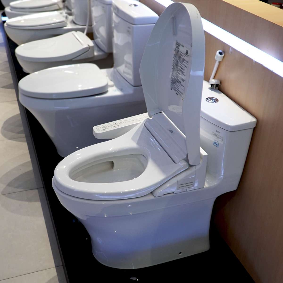 Bồn cầu TOTO MS885DW16 1 khối nắp điện tử Washlet C2 TCF23410AAA