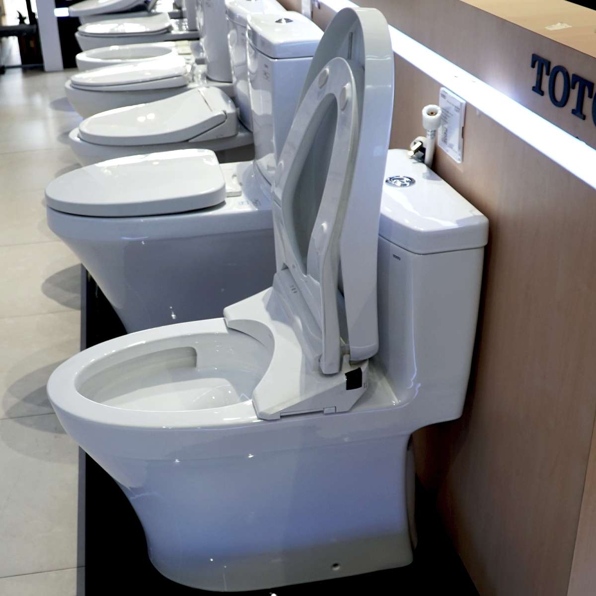 Bồn cầu TOTO MS889DRW11 1 khối nắp điện tử Washlet S7 TCF4911Z