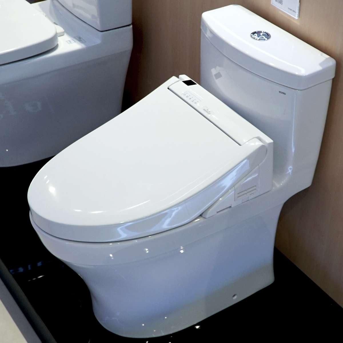 Bồn cầu TOTO MS889DRW14 1 khối nắp điện tử Washlet C5 TCF24410AAA