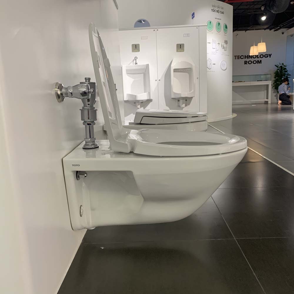 Bồn cầu treo tường nắp êm TOTO CW550 TC393VS HTS153S TV150NSV6J (van xả trực tiếp)