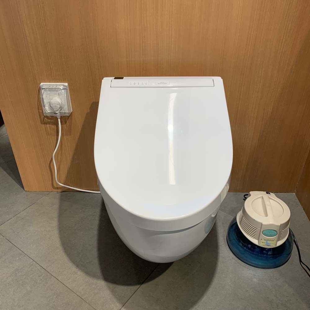 Bồn cầu treo tường điện tử (giấu dây) C5 TOTO CW812REA TCF24460AAA WH172AT TCA465 MB176GH