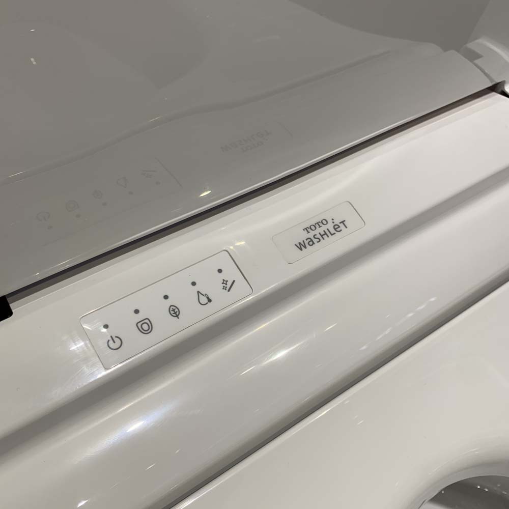 Bồn cầu treo tường điện tử (giấu dây) C5 TOTO CW812REA TCF24460AAA WH172AT TCA465 MB176GH