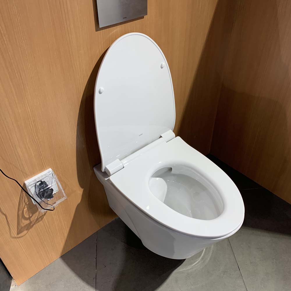 Bồn cầu treo tường nắp êm van xả cảm ứng TOTO CW822RFVA1 TC600VS TREF35L2A WH005A