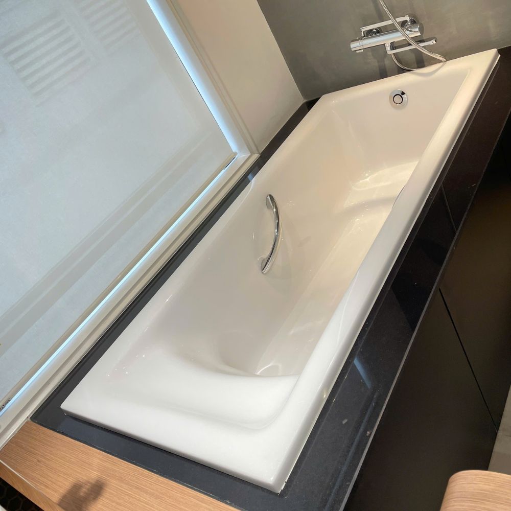 Bồn tắm TOTO PPY1780HPE#P ngọc trai 1m7 tay vịn