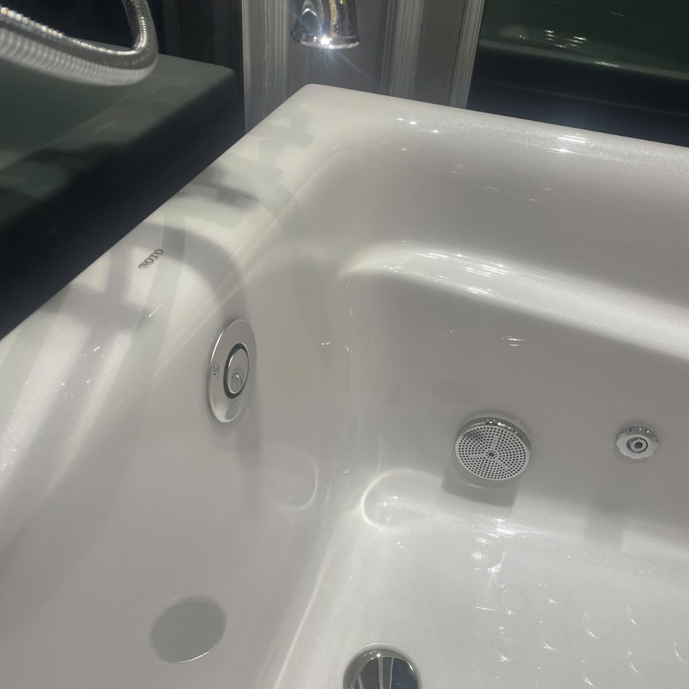 Bồn tắm TOTO PPYK1760ZRHPNE#P ngọc trai 1m7 tay vịn