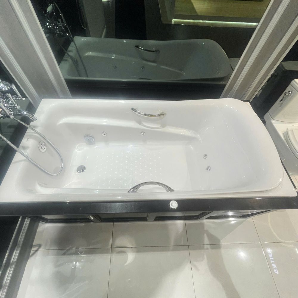 Bồn tắm TOTO PPYK1760ZRHPNE#P ngọc trai 1m7 tay vịn