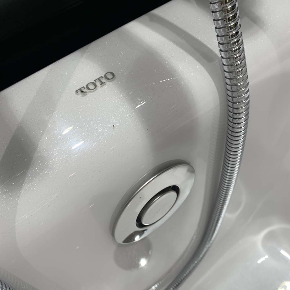 Bồn tắm massage TOTO PPYK1760ZRHPNE#P TVBF412 DB505R-2B ngọc trai 1m7 tay vịn gồm bộ xả thải