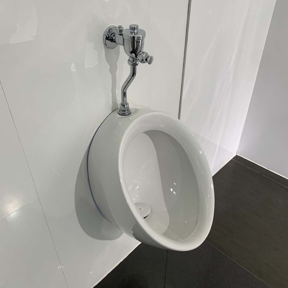 Bồn tiểu nam TOTO U104W/F DU601SRR treo tường kèm van xả nhấn