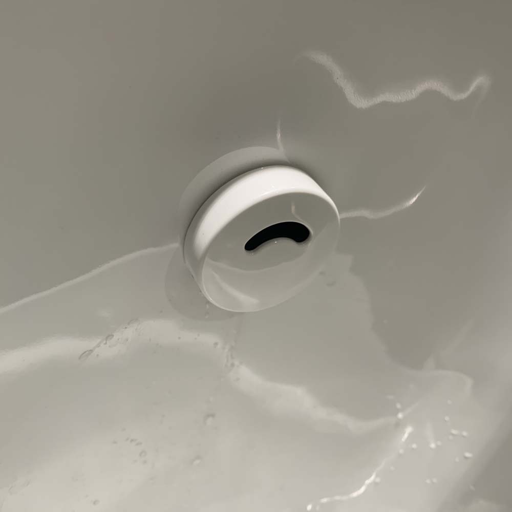 Bồn tiểu nam TOTO USWN902ASV treo tường