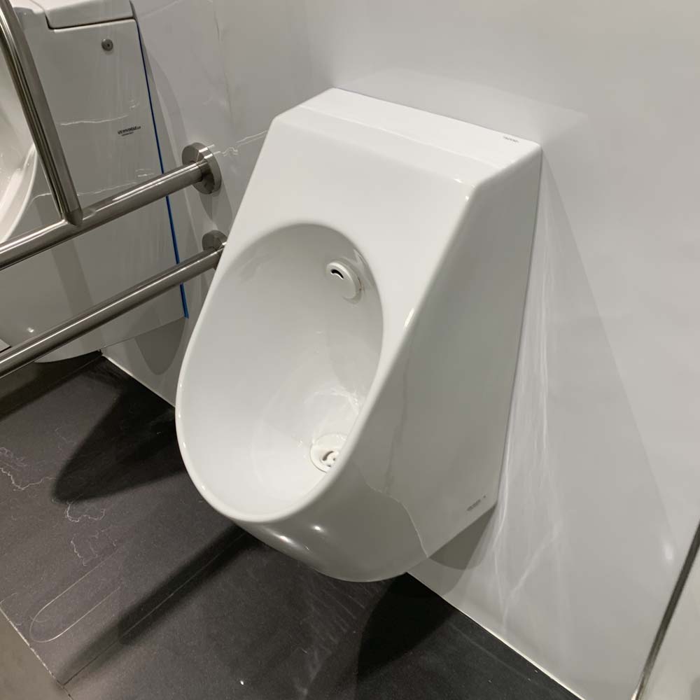 Bồn tiểu nam TOTO USWN925AEV treo tường