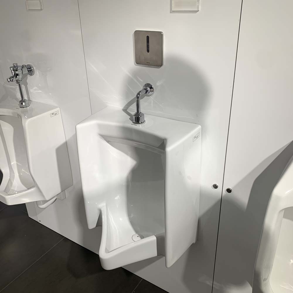 Bồn tiểu nam TOTO UT445H treo tường