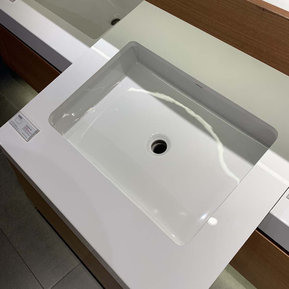 Chậu rửa mặt lavabo âm bàn TOTO LT1515#XW