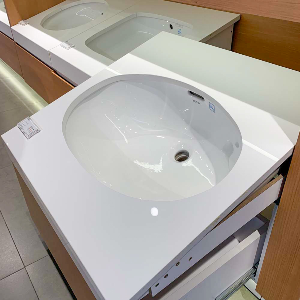 Chậu rửa mặt lavabo âm bàn TOTO LT546#XW