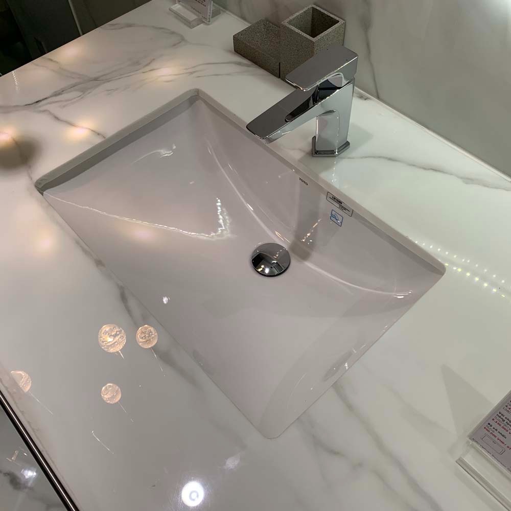 Chậu rửa mặt lavabo âm bàn TOTO LW1536V#XW