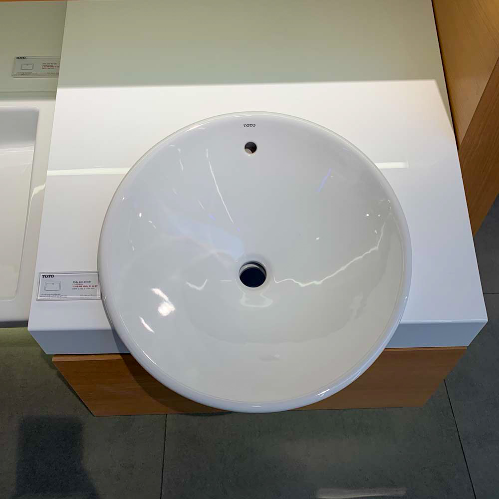 Chậu rửa mặt lavabo bán âm TOTO LT533R