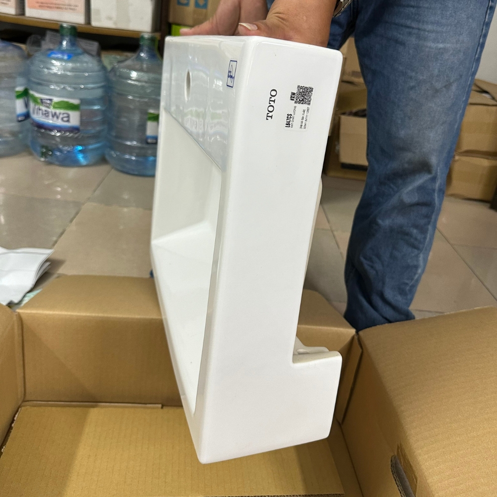 Chậu rửa mặt lavabo bán âm TOTO LT647CS