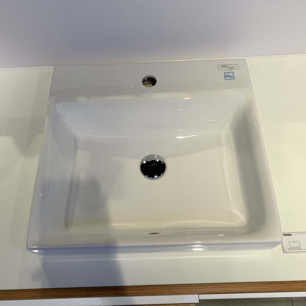 Chậu rửa lavabo đặt bàn TOTO LT1615C 1 lỗ