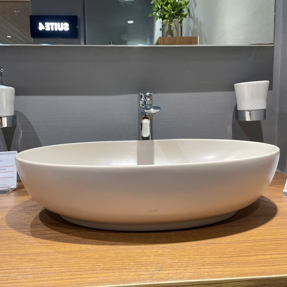 Chậu rửa lavabo đặt bàn TOTO LT1705#MBE (LT1705MBE) màu be mờ