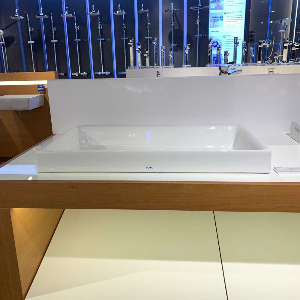 Chậu rửa lavabo đặt bàn TOTO LT1717