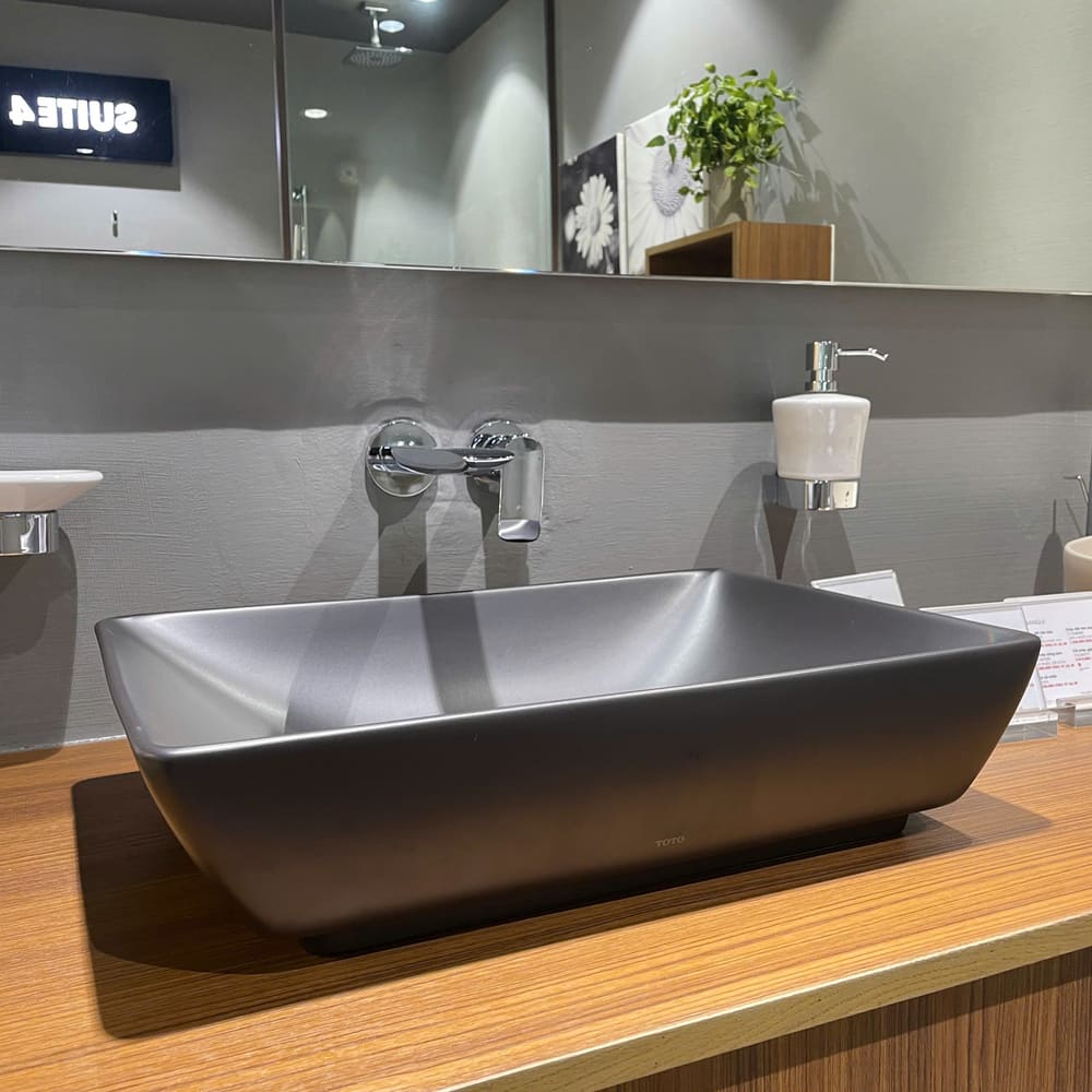 Chậu rửa lavabo đặt bàn TOTO LT1735#MBL (LT1735MBL) màu đen mờ