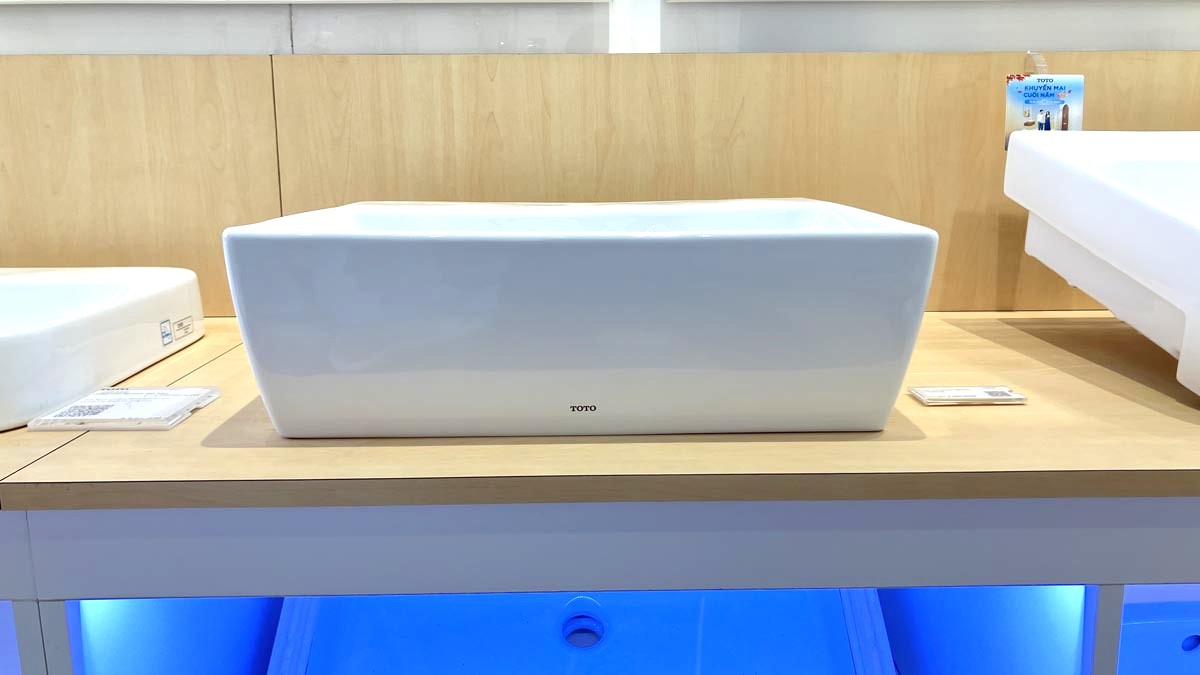 Chậu rửa lavabo đặt bàn TOTO LT328CTR