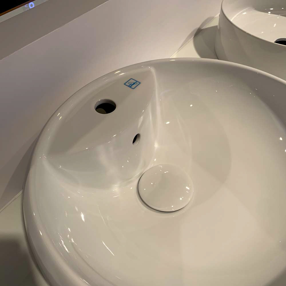 Chậu rửa lavabo đặt bàn TOTO LT367CR (LT367CT)