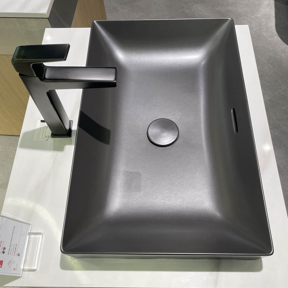 Chậu lavabo đặt bàn TOTO LT4716G19#MBL (LT4716G19MBL) đen mờ vành mỏng Linear Ceram