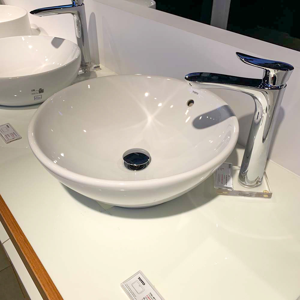 Chậu rửa lavabo đặt bàn TOTO LT523S