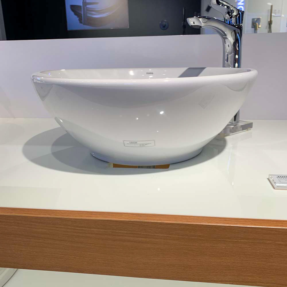 Chậu rửa lavabo đặt bàn TOTO LT523S