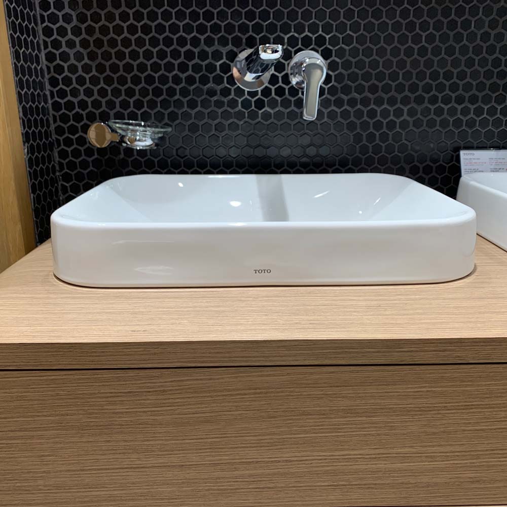 Chậu rửa lavabo đặt bàn TOTO LT5715