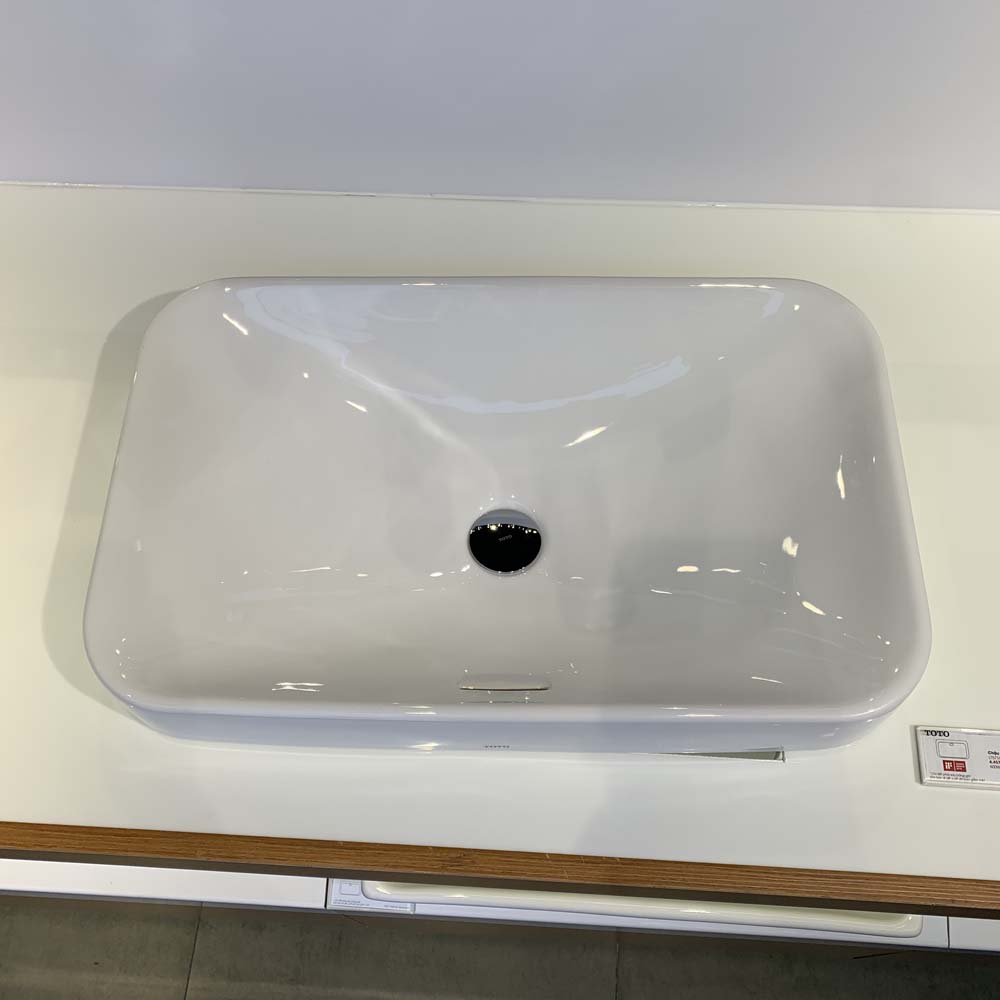 Chậu rửa lavabo đặt bàn TOTO LT5716