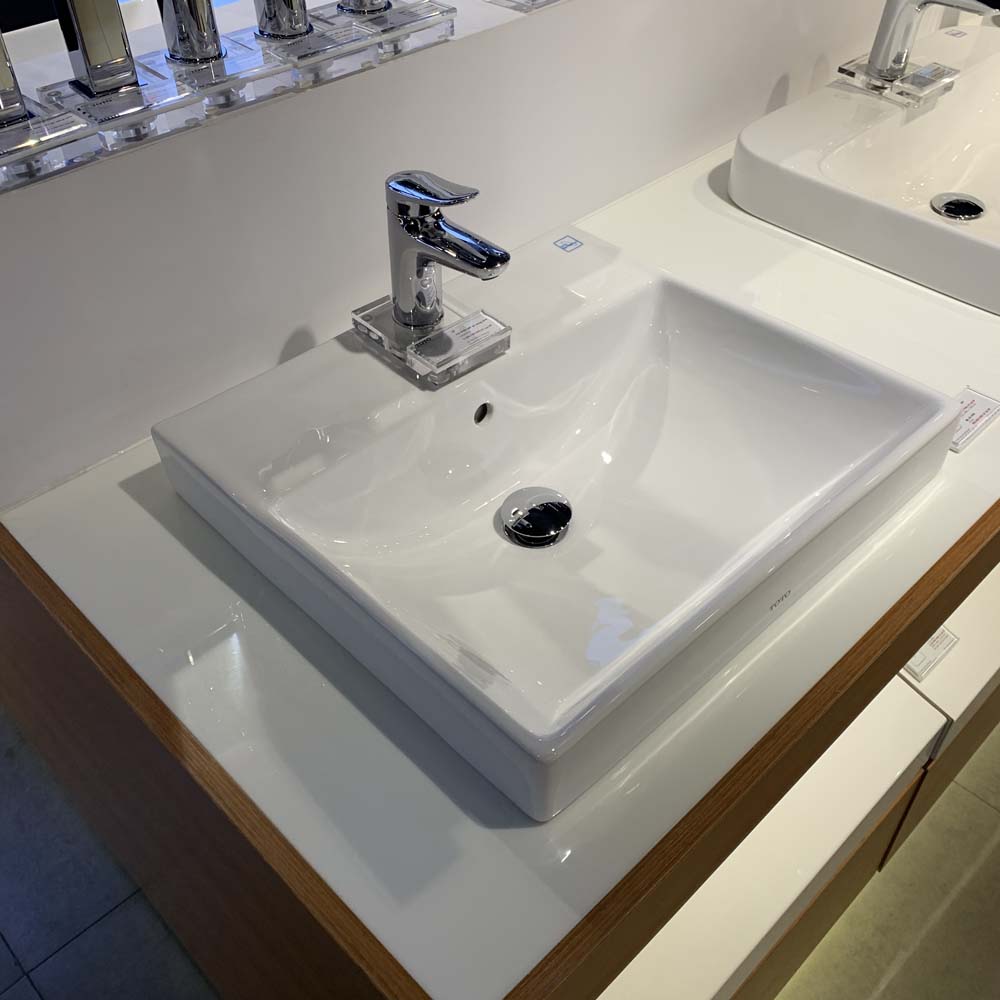 Chậu rửa lavabo đặt bàn TOTO LT710CSR
