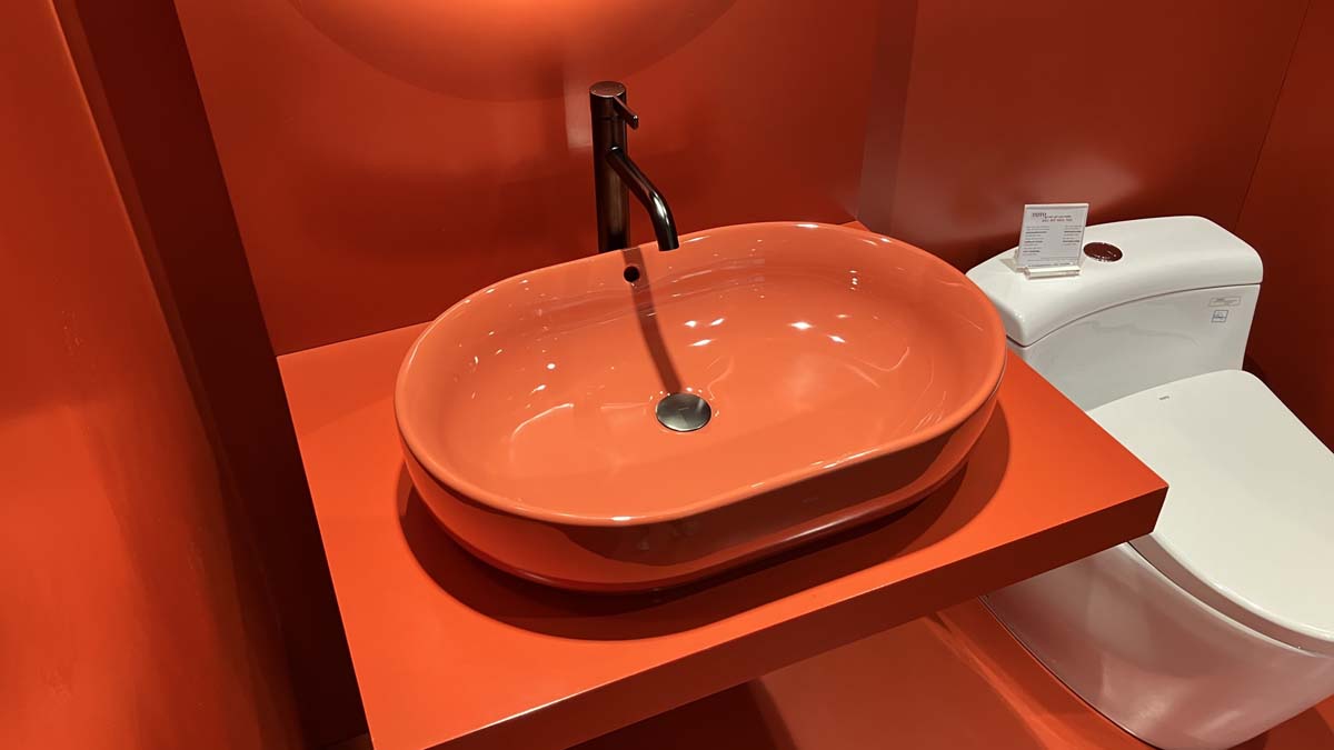 Chậu rửa lavabo đặt bàn TOTO LW896JW/F#SCR (LW896JWFSCR) màu đỏ