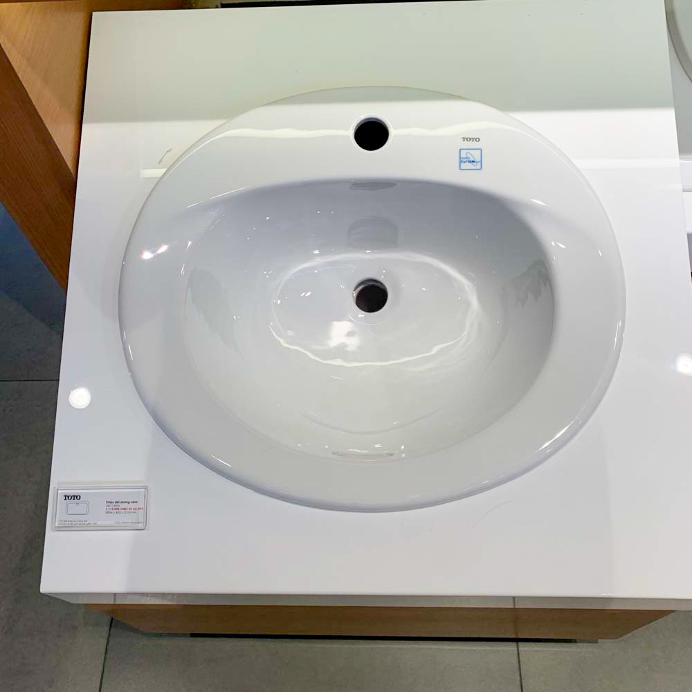 Chậu lavabo dương vành TOTO L501C
