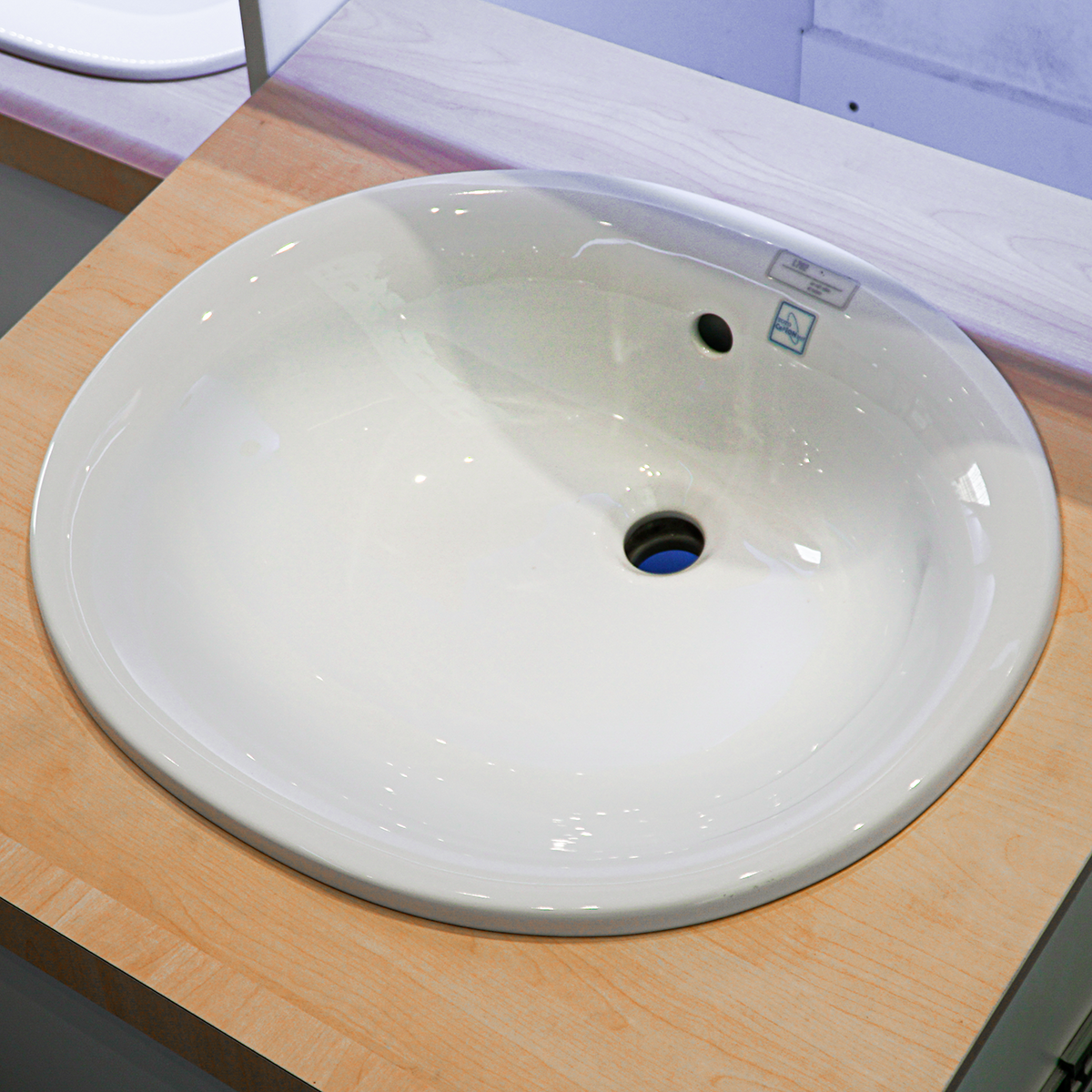 Chậu lavabo dương vành TOTO L762