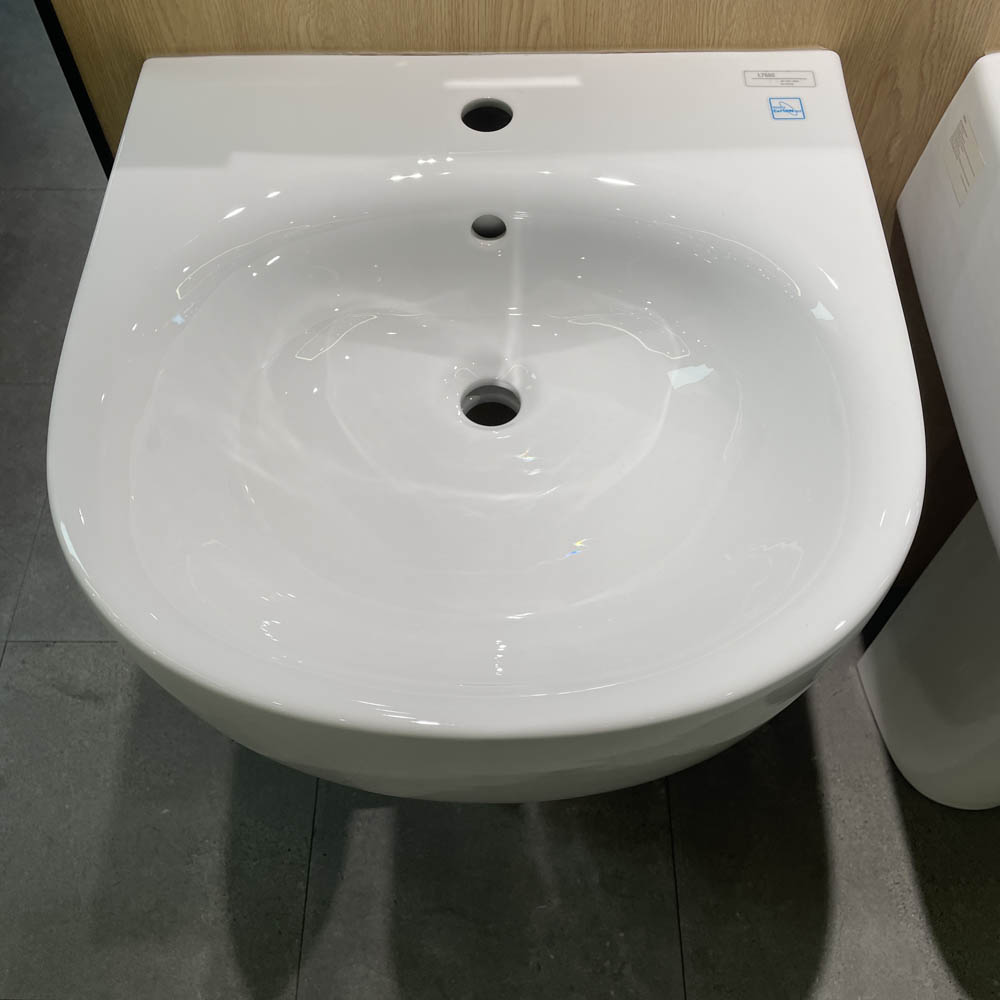 Chậu lavabo treo tường TOTO LPT766C chân dài