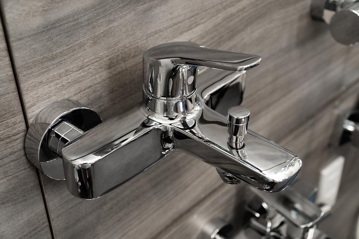 Bộ sen tắm nóng lạnh TOTO TBG03302VA TBW02005A