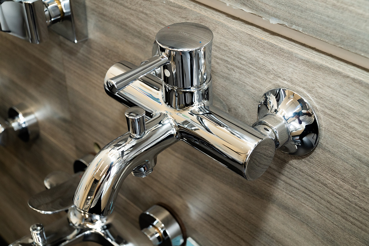 Bộ sen cây tắm nóng lạnh TOTO DM907CS TBS02302V DGH104ZR