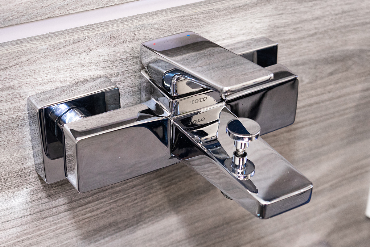 Củ sen tắm nóng lạnh TOTO TVSM110RUR