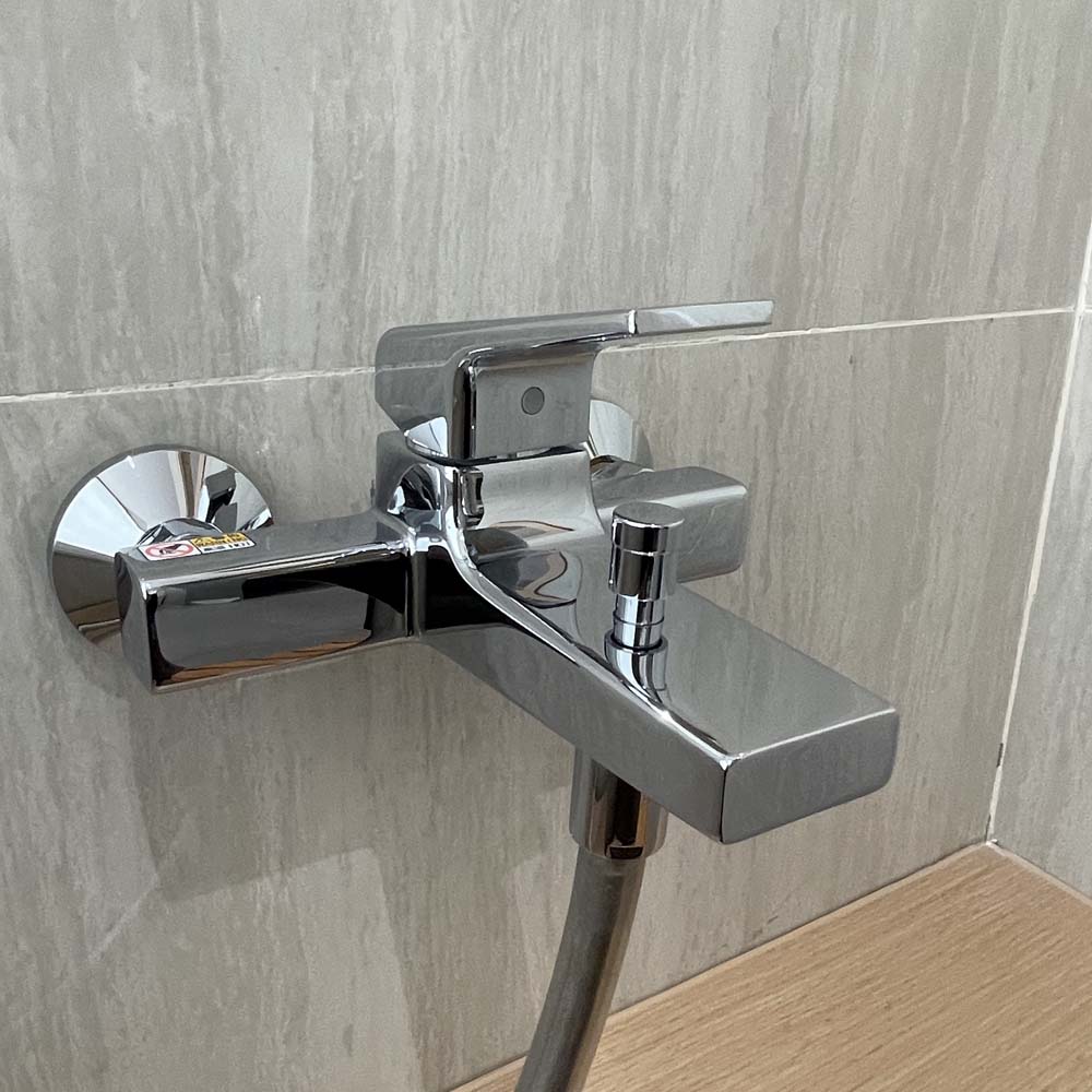 Củ sen tắm nóng lạnh GB Series TOTO TBG10302VA (TBG10302V)