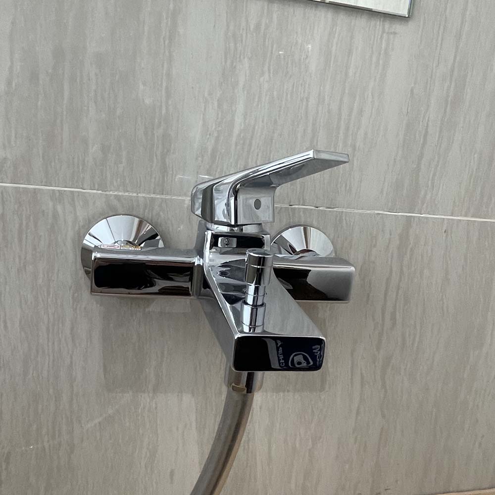 Củ sen tắm nóng lạnh GB Series TOTO TBG10302VA (TBG10302V)
