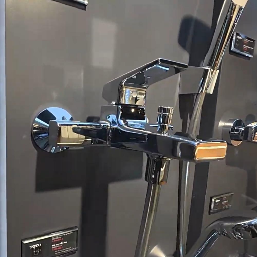 Bộ sen tắm nóng lạnh TOTO TBG10302VA TBW02005A