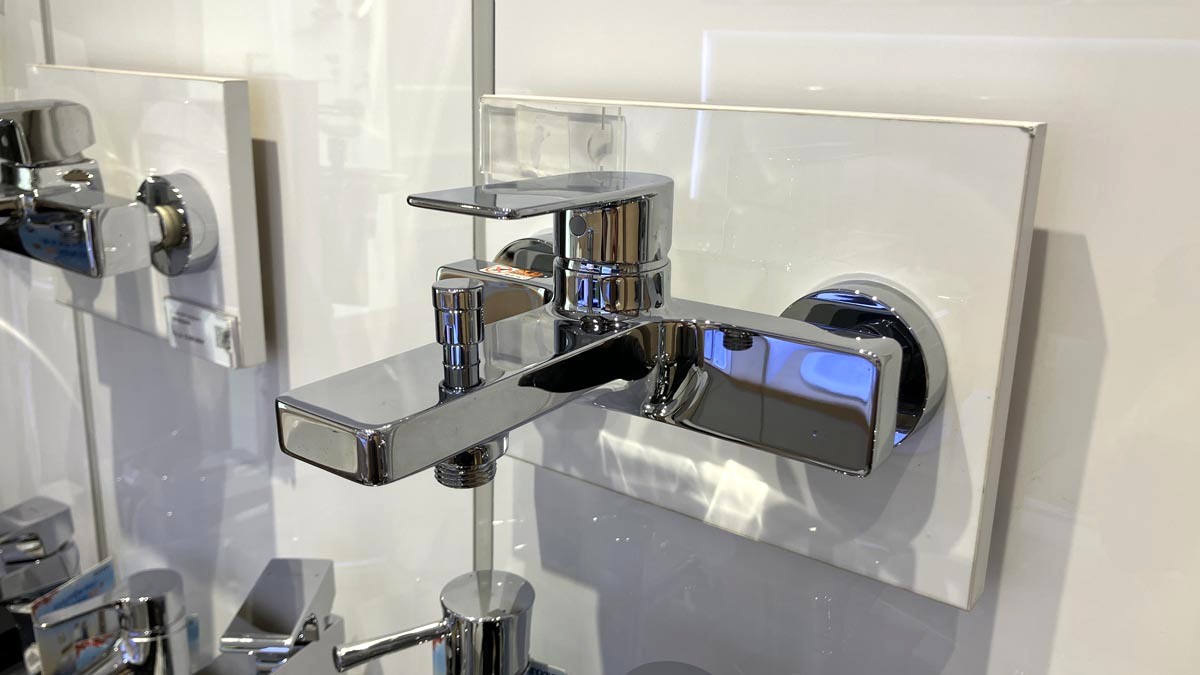 Củ sen tắm nóng lạnh GT Series TOTO TBG13302A