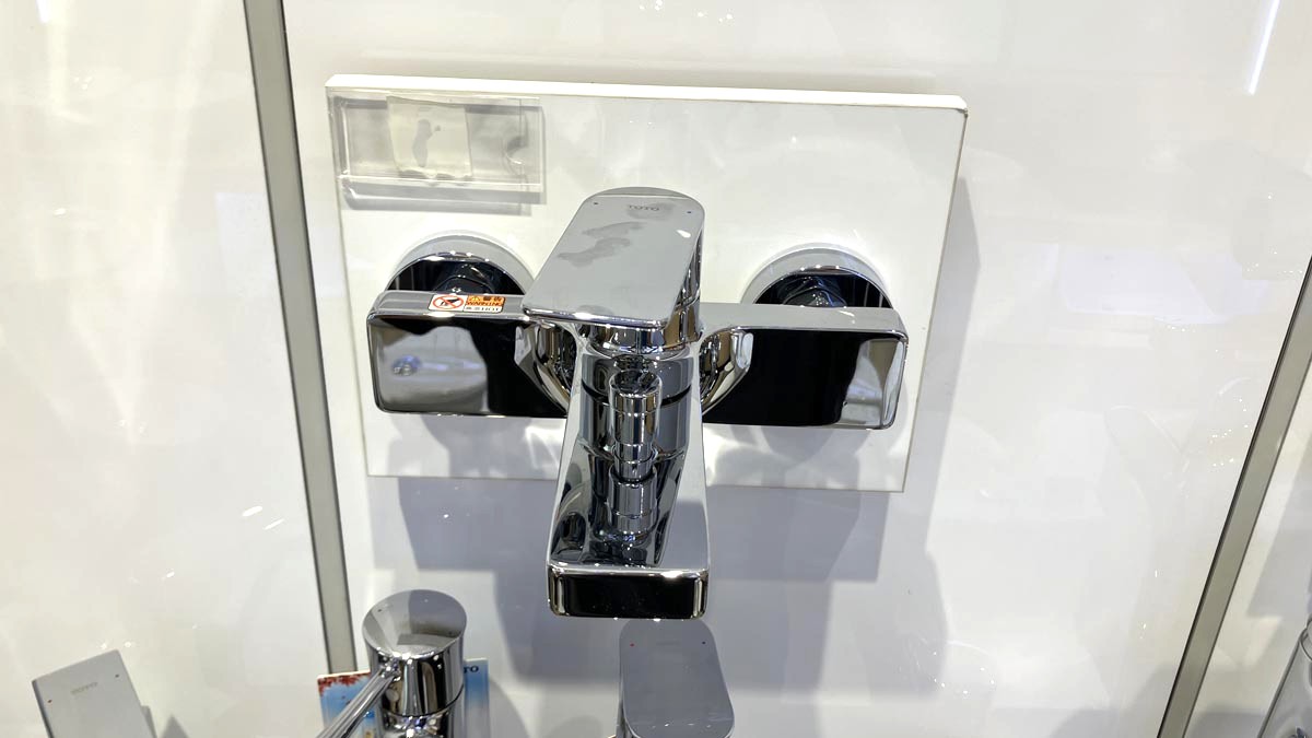 Củ sen tắm nóng lạnh GT Series TOTO TBG13302A