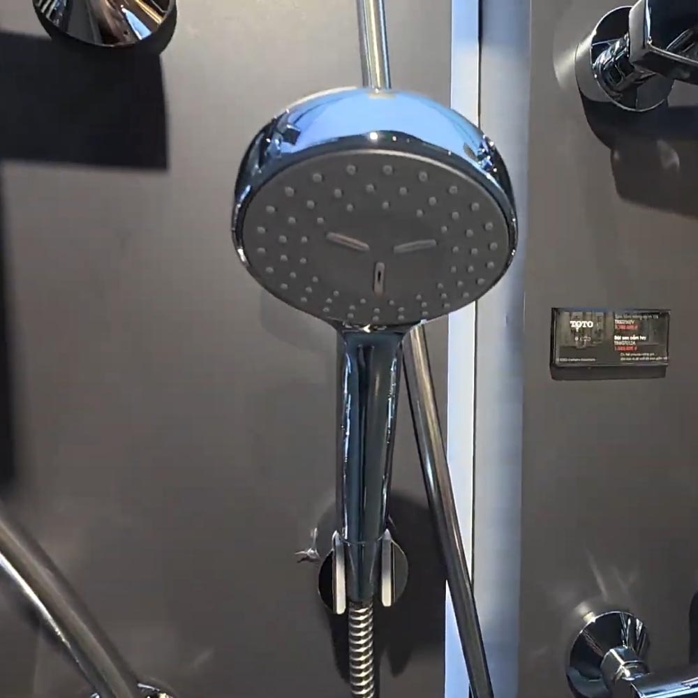 Bộ sen tắm nóng lạnh TOTO TBS03302V TBW07011A