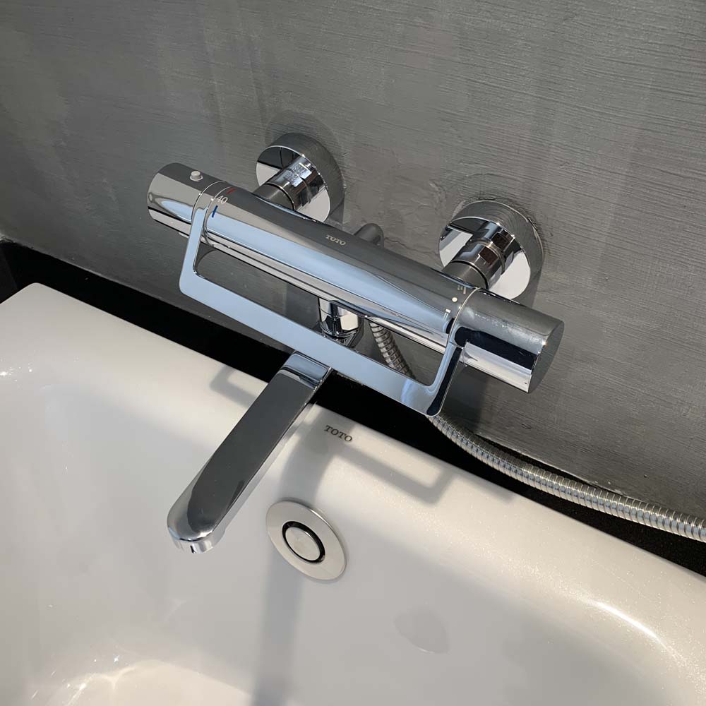 Sen tắm nhiệt độ TOTO TBV03429V